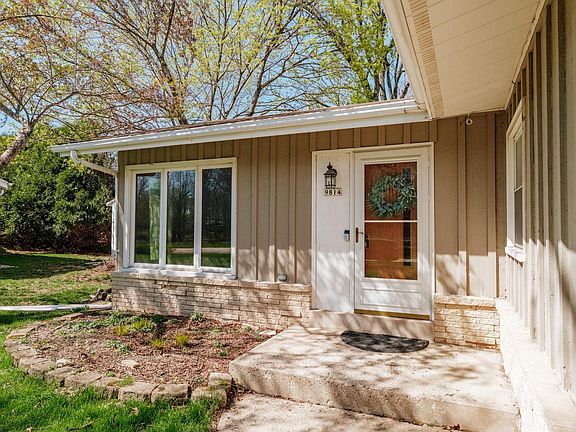 5th image of 9814 W Green Tree ROAD
