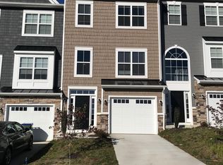 42 Andrews Pl, Fredericksburg, VA 22405