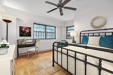 Sold by Avenue Sotheby's International Realty