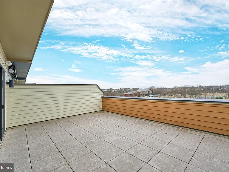 20442 Northpark Dr — Photo 39