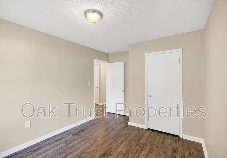 103 Cambell Ct — Photo 15