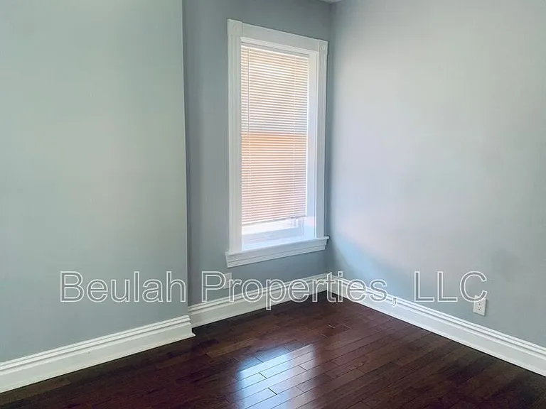 2409 S 12th St #3F — Photo 7