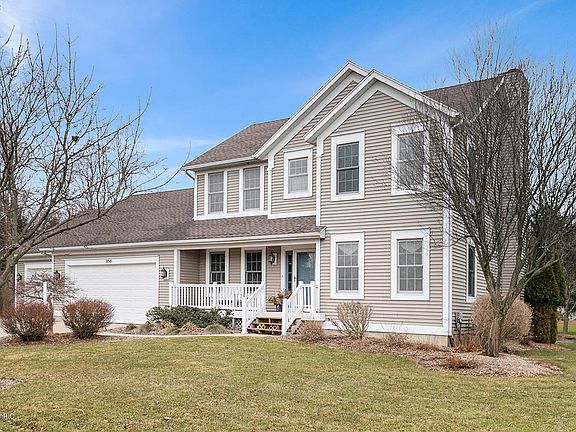 2nd image of 10501 Riverwalk Dr