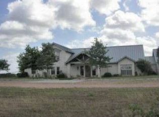 477 Freedom Trl, Kerrville, TX 78028