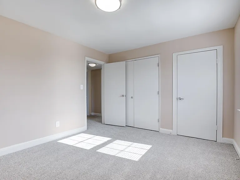 Arbor Heights — Photo 8