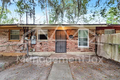 4417 Ken Knight Dr N Photo 1