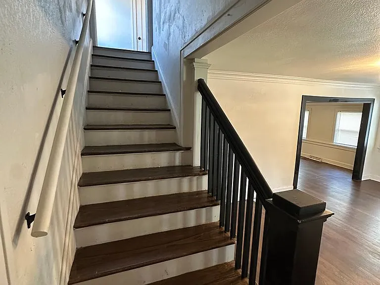 2217 Drury Ave — Photo 8