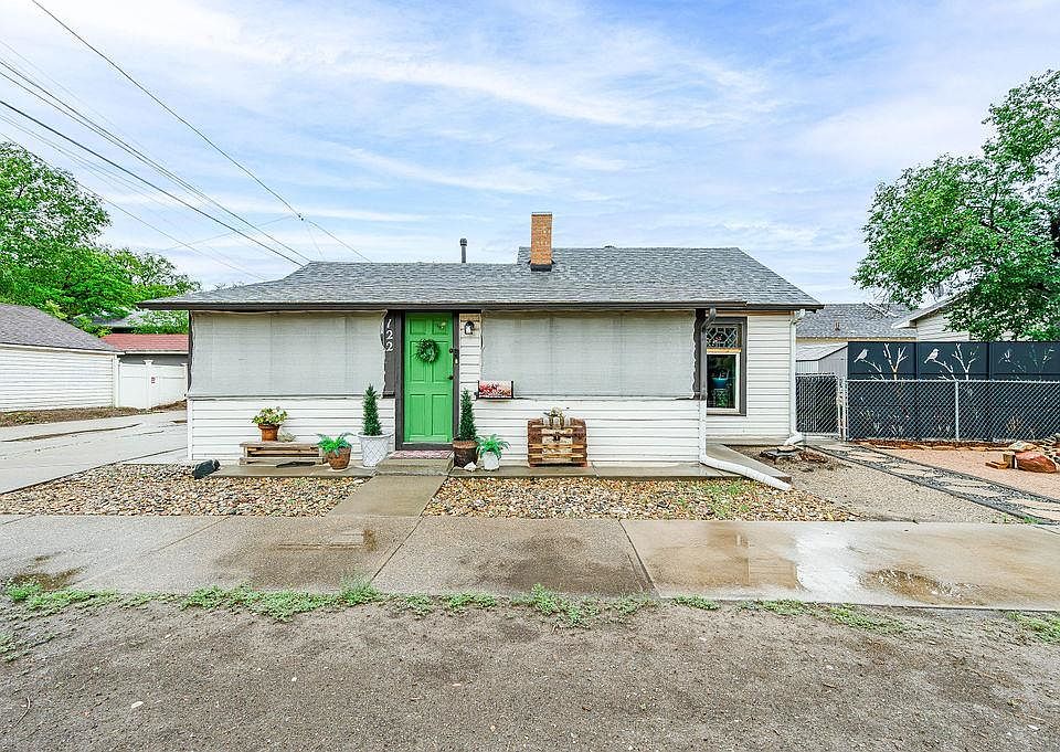 1st image of 122 S 12th St