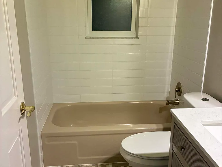 1935 Vernon Pl — Photo 11