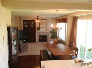 11447 Trailbrook Ln, San Diego, CA 92128