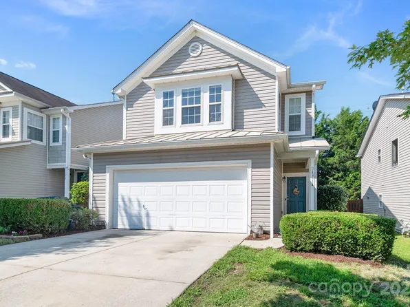 13614 Riding Hill Ave, Charlotte, NC 28213