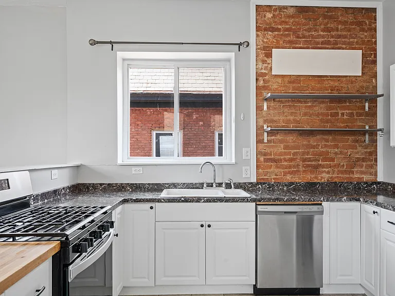 14 Kessler Pl #2 — Photo 12