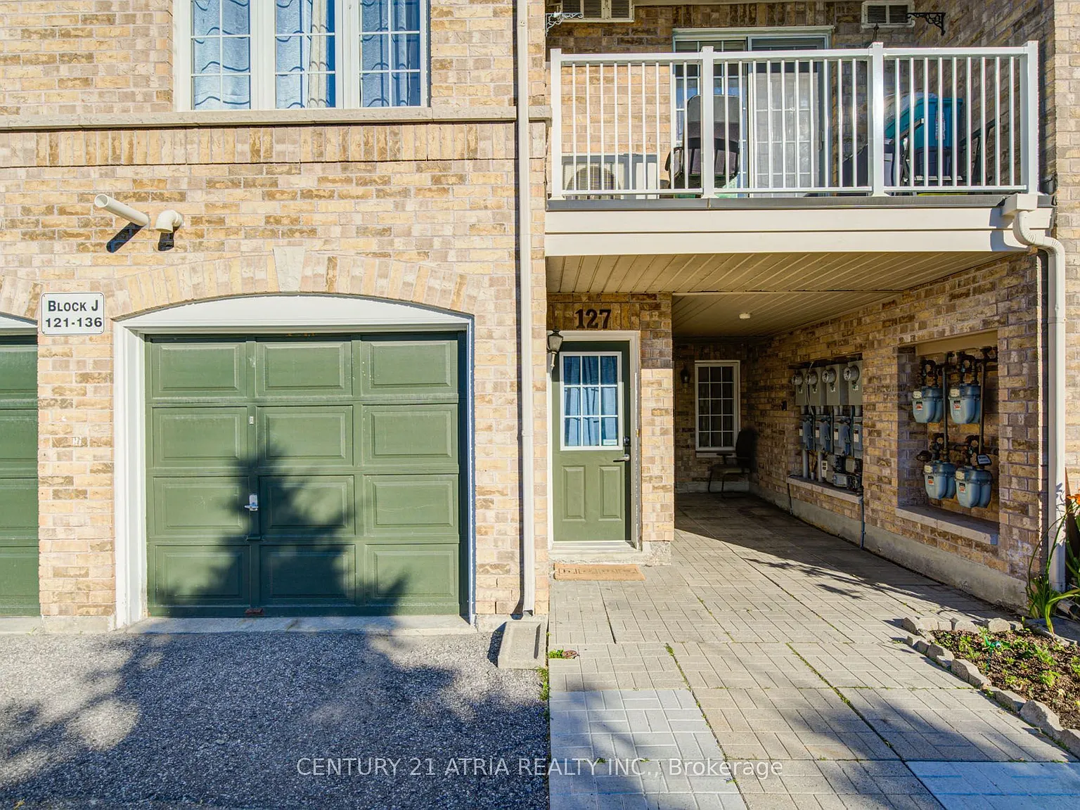 2 bed, $2,500 — Photo 3