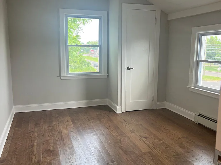 530 W Main St #2 — Photo 9