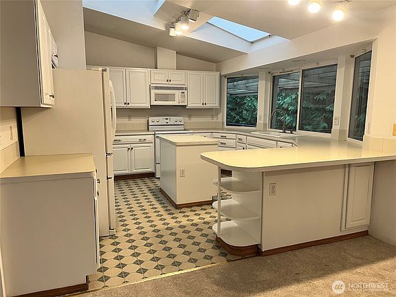 5th image of 13315 Lost Lake Rd