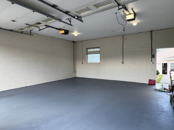 4 bedroom rental in Burnaby — photo 31