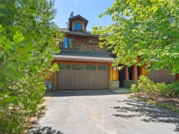 42158 Majestic Ln, Shaver Lake, CA 93664