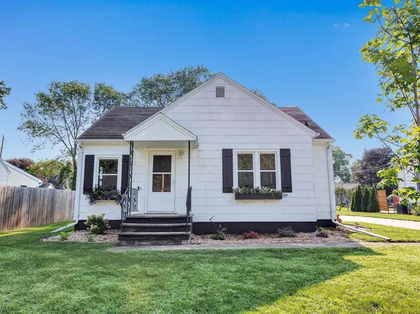 330 Green St, Seymour, WI 54165