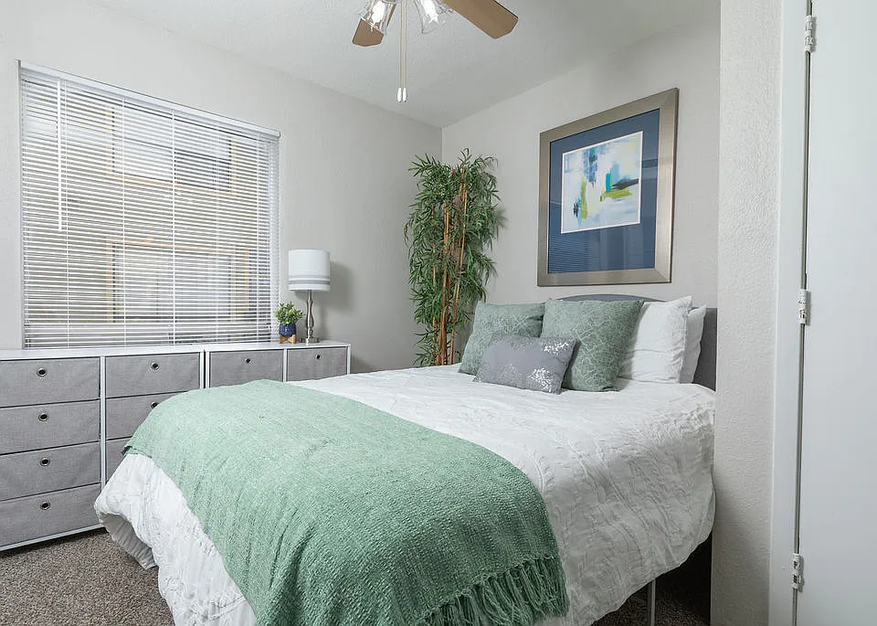 Carelton Courtyard apartments community photo