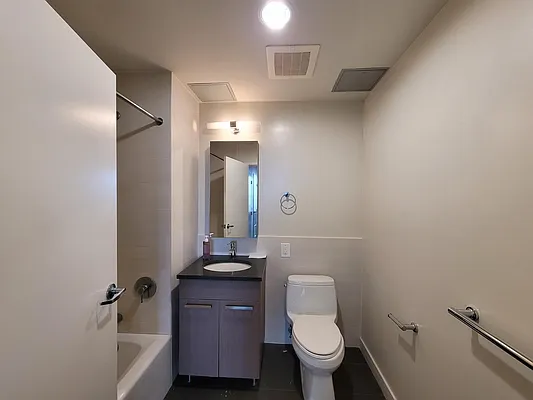 Rented by Bouklis Group | media 3