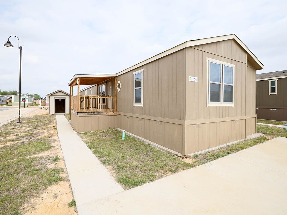 Exterior of 1126 with view of Porch