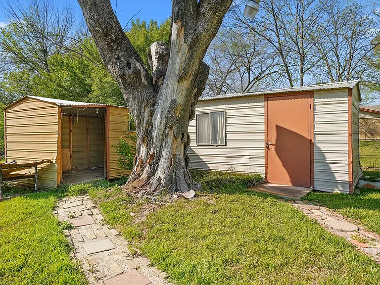 3229 Oak Timber Dr — Photo 9
