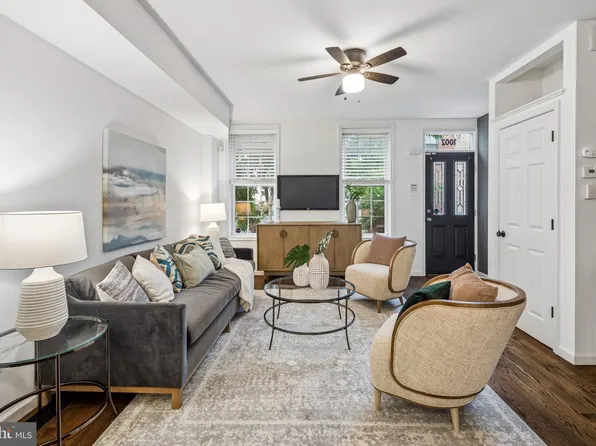1002 S Chadwick St, Philadelphia, PA 19146