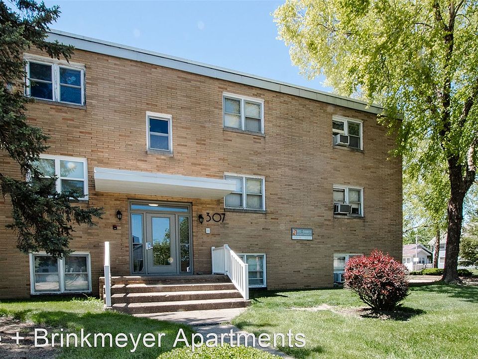 State Street Apartments 307309 S State St Champaign IL Zillow