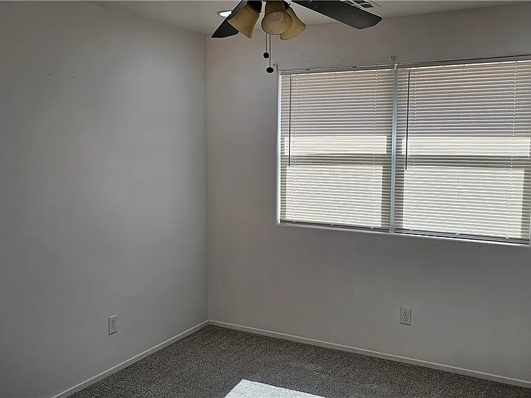 7451 Benlomond Ave — Photo 18