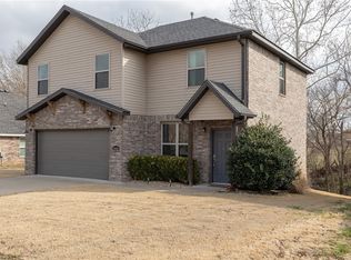1446 S Highbush Ave, Fayetteville, AR 72701
