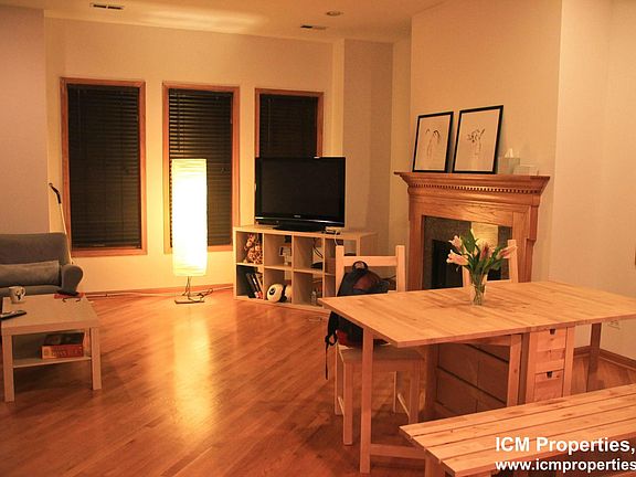 2nd image of 2741 N Southport Ave #1T