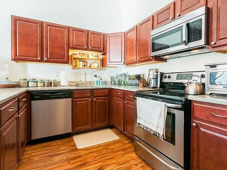 28 Broad St. Lofts — Photo 5