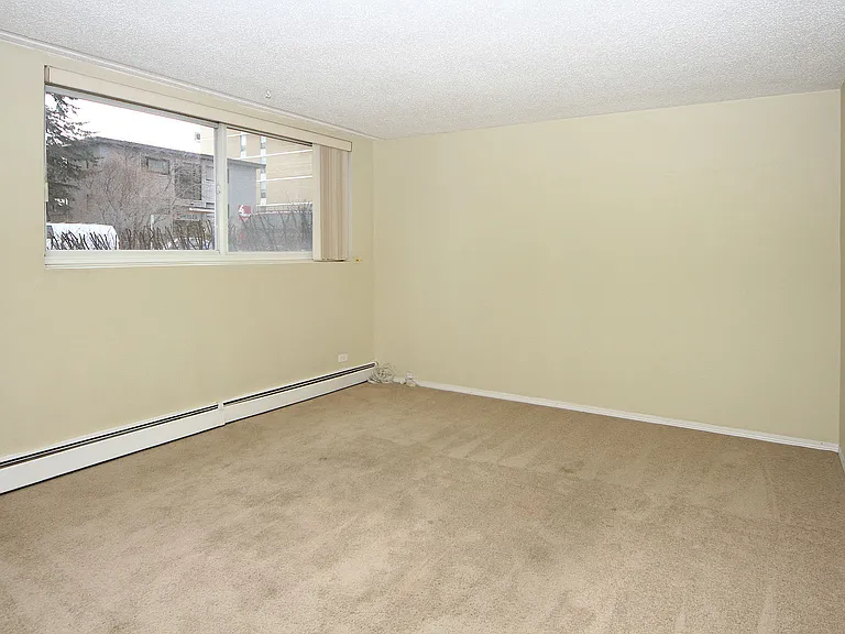 714 15th Ave SW — Photo 38