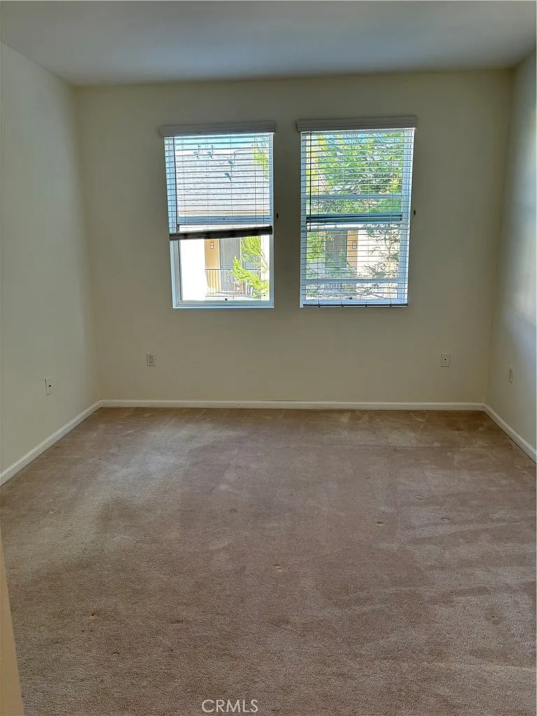 2 bed, 1274 sqft, $3,600 — Photo 4