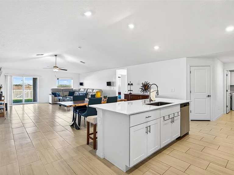 15217 Zircon Red Dr — Photo 23