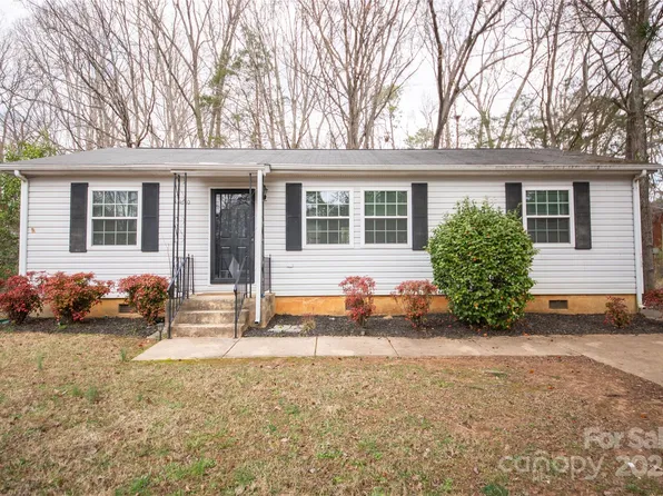 4910 Lailwood Cir, Charlotte, NC 28227