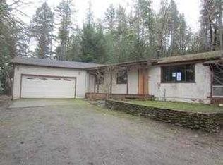 819 Sleepy Hollow Loop, Grants Pass, OR 97527