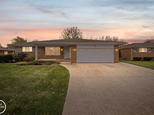 21516 Raven Ave, Eastpointe, MI 48021