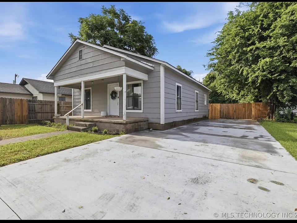 324 E Needles Ave