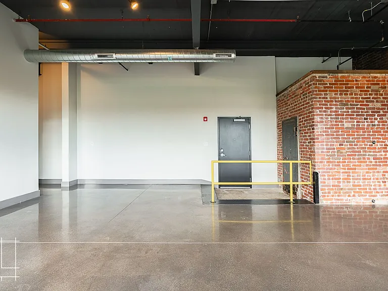 Wonder Bread Lofts — Photo 65