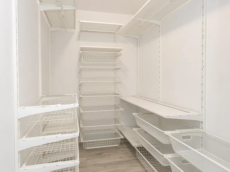 933 Hastings St E #712 — Photo 12