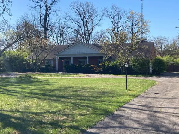 576 W Siebenthaler Ave, Dayton, OH 45405