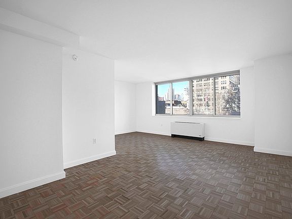 3rd image of 360 W 43rd St APT N5f
