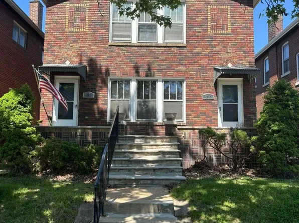 5533 Holly Hills Ave #1, Saint Louis, MO 63109