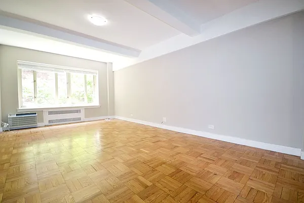 Rented by Bold New York | media 6