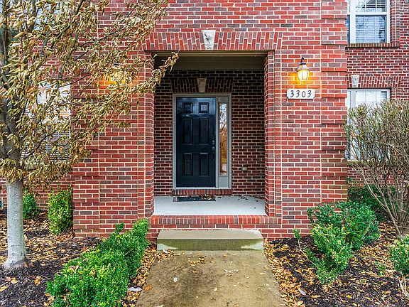 3rd image of 3303 Beaumont Centre Cir