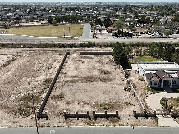 5th image of 11740 Flor Del Rio St