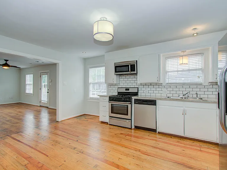 4706 Fisk St — Photo 29