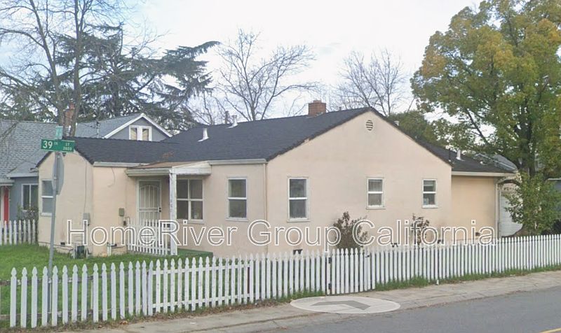1st image of 3887 14th Ave