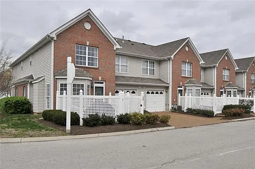 400 Bembridge Ln Photo 1